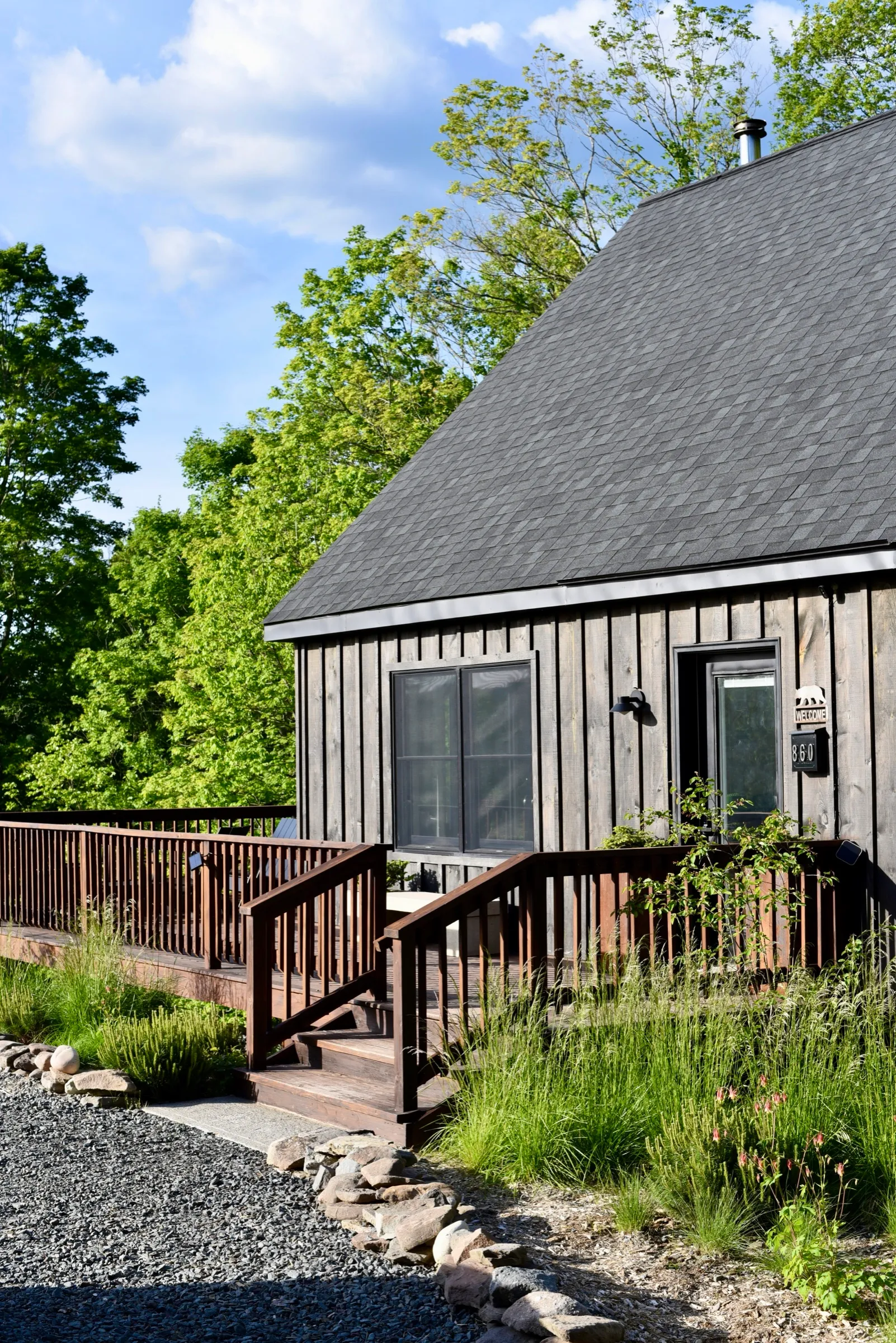 The exterior of Evergreen Overlook in the Catskills